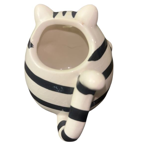 Pier 1 Imports Chubby Fat Cat Ceramic Creamer Black White Stripes Mini Vase - Picture 4 of 7